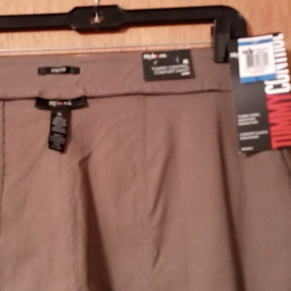Style & Co......TUMMY CONTROL SKINNY PANTS - Picture 3 of 6